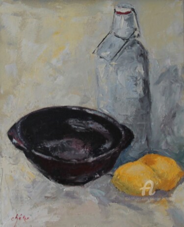 Bouillotte en terre, citrons et coupe violette
